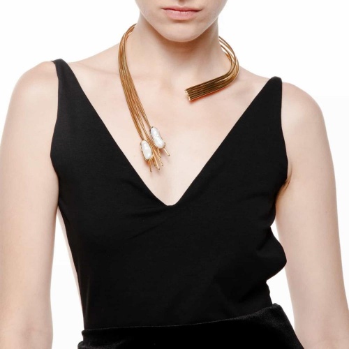 Колье Katerina Vassou, Hesperia, гривна, с жемчугом, KV26.1-308356G золотистый фото 4