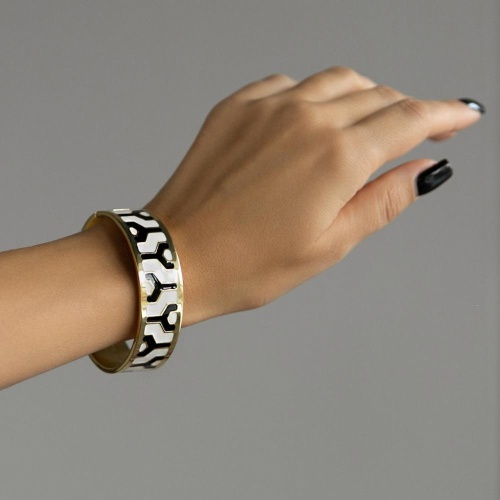 Браслет Francesca Bianchi, кафф, с эмалью, FB25.2-LAS5 белый, 6см фото 2