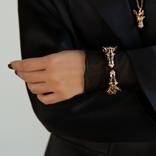 Браслет Polina Firenze, кафф, жираф с кристаллами и эмалью, PF25.2-BR4297 золотистый фото 2