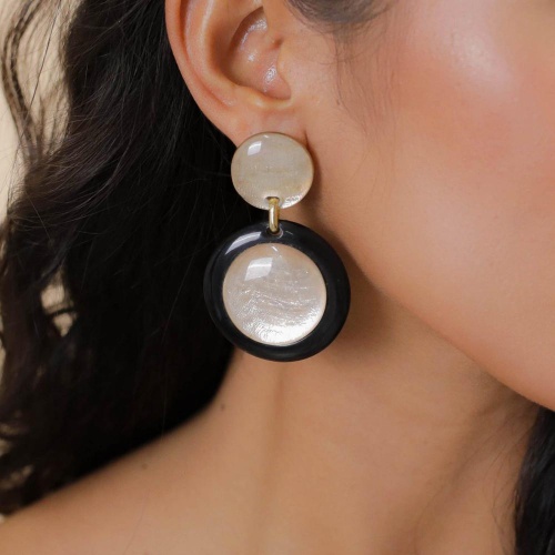 Серьги Nature Bijoux, Saint Honore, с рогом и ракушками Capiz в смоле, NB26.1-12-90511 черный фото 3