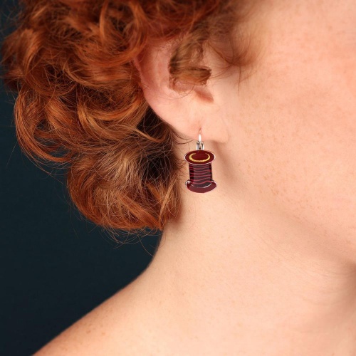 Серьги TARATATA, Ruban, асимметрия, цветная смола,золотая краска, TT-W25-10796-103 красный фото 2