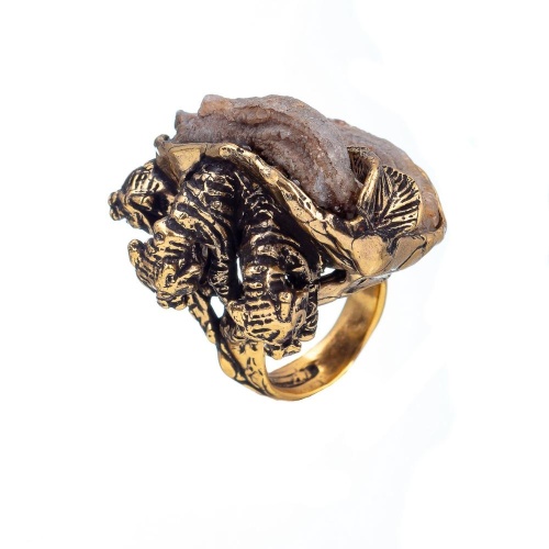 Кольцо Alcozer&J, друза агат, гранат, AL2406-A88AP24 золотистый фото 3