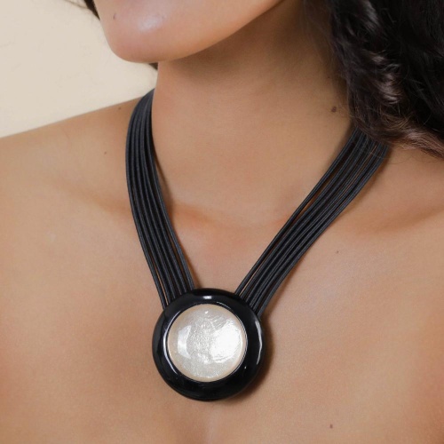 Колье Nature Bijoux, Saint Honore, с рогом и ракушкой Capiz в смоле, NB26.1-15-43710 черный фото 2