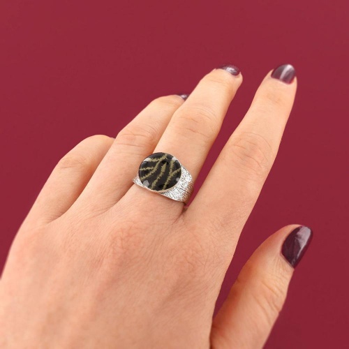 Кольцо TARATATA, Tabby, разъемное, с цветной смолой и узорами, TT-H25-05414-102 черный фото 3