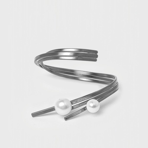 Браслет Katerina Vassou, Buttress, кафф, с жемчугом, KV24.2-401047B серебристый