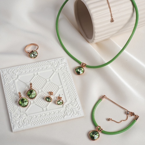 Серьги Fiore Luna Emerald, A1902.18 G/S фото 3