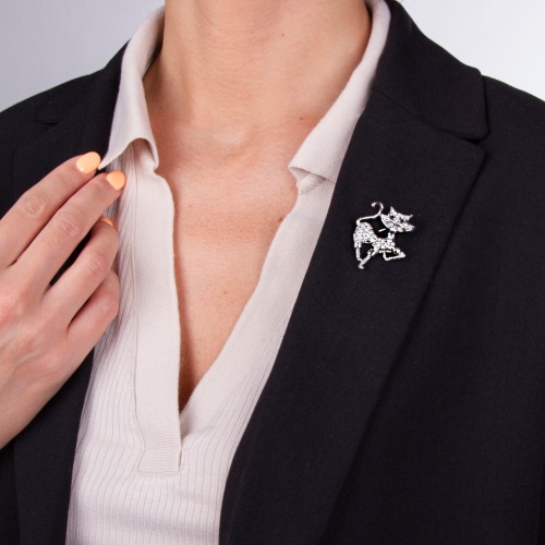 Брошь Moon Paris, Nord, кот в сапогах, с кристаллами, MoS-22.03-015 серебристый фото 2