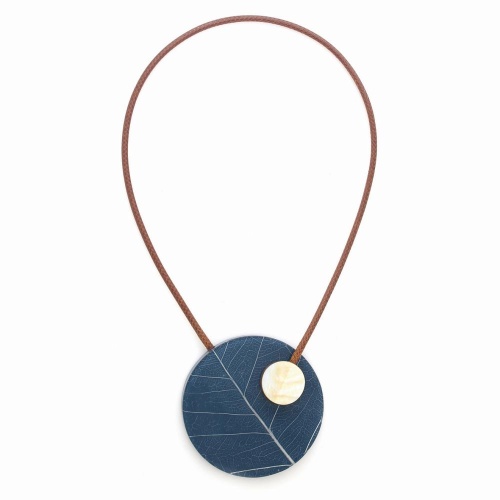 Колье Nature Bijoux, Ficus Carica, с акрилом, смолой и перламутром, NB25.2-15-43541 синий
