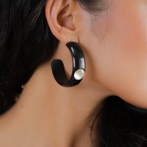 Серьги Nature Bijoux, Saint Honore, из рога с ракушкой Capiz в смоле, NB26.1-12-90513 черный фото 2