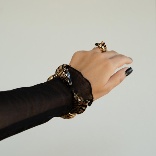 Браслет Polina Firenze, кафф, зебра с кристаллами и эмалью, PF25.2-BR4286 золотистый фото 6