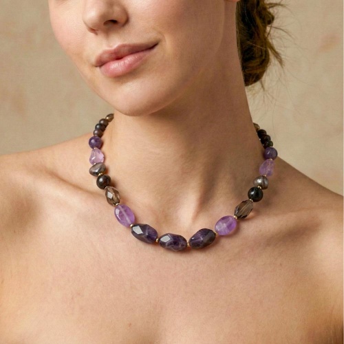Колье Nature Bijoux, Belle de nuit, гранат, дымчатый кварц, аметист, жемчуг, NB26.2-15-43974 фиолетовый фото 2