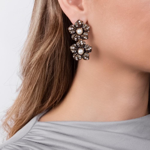 Серьги Alcozer&J, цветы, жемчуг, кристаллы Swarovski, AL2406-OP5431C золотистый фото 2